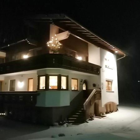 Landhaus Tschafein Galtuer Exterior photo